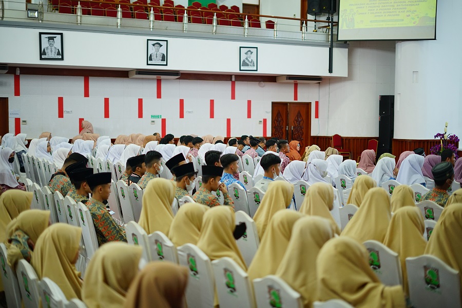 Study Kampus 5 Sekolah ke Universitas Andalas