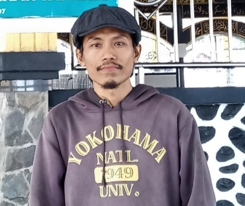 Alt